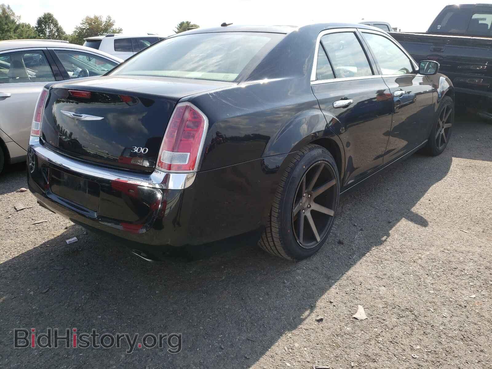 2012 CHRYSLER 300 - VIN: 2C3CCACG5CH206096 - Фото 4