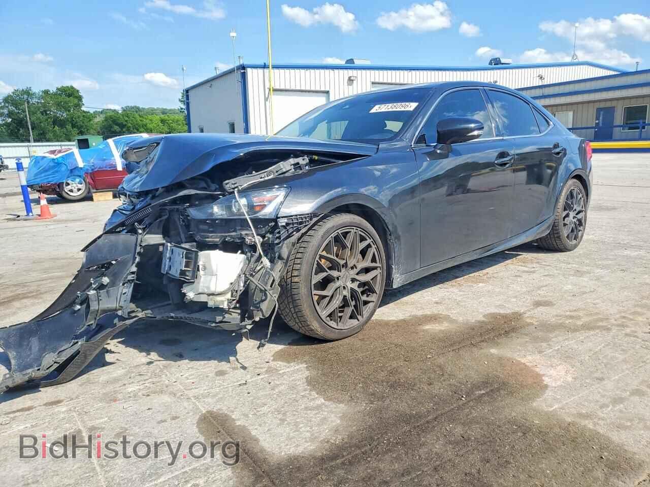 Фотография JTHC81D24J5028961 - LEXUS IS 2018