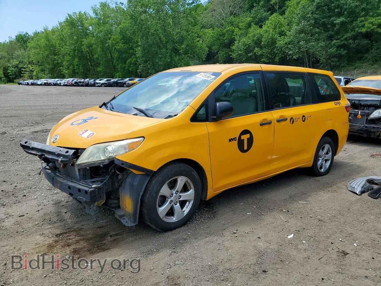 Фотография 5TDZZ3DC2HS845895 - TOYOTA SIENNA 2017