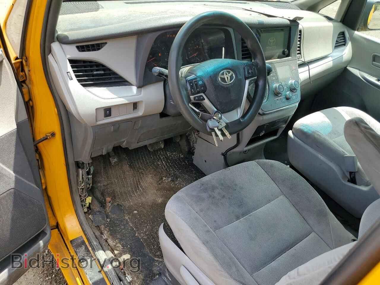 2017 TOYOTA SIENNA - VIN: 5TDZZ3DC2HS845895 - Фото 8