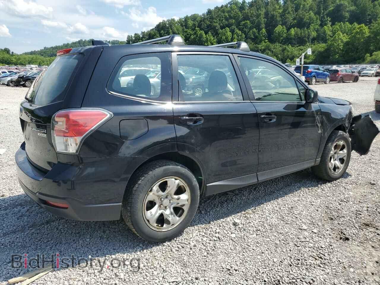 2017 SUBARU FORESTER - VIN: JF2SJAAC9HG590904 - Фото 3