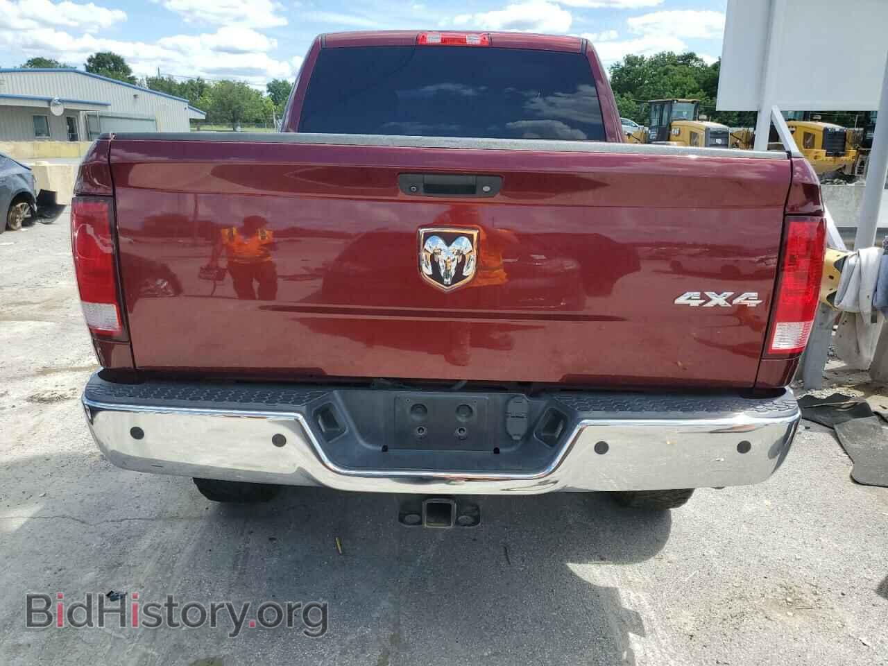 2018 RAM All Models - VIN: 3C6UR5CL3JG209053 - Photo 6