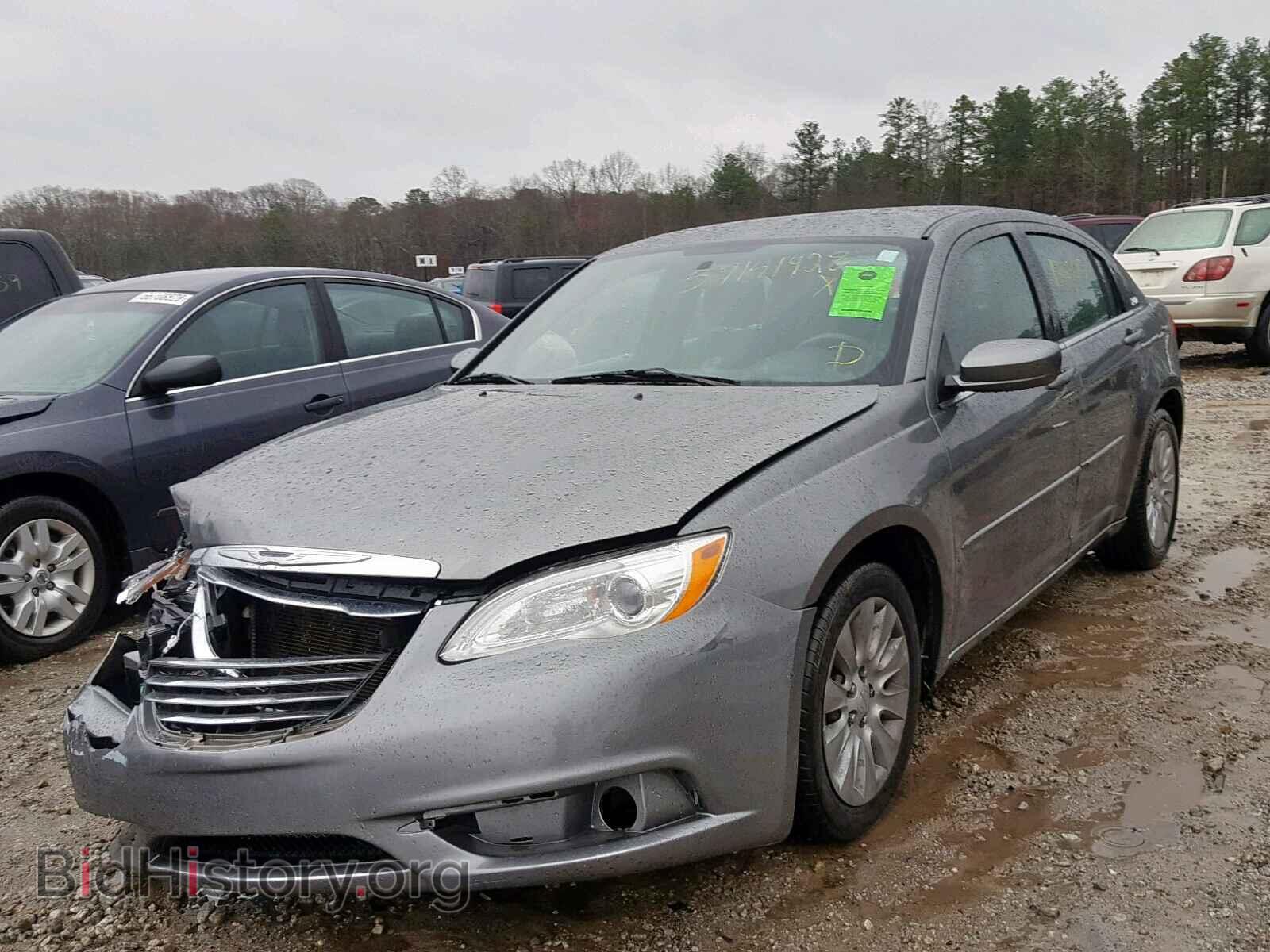 2012 CHRYSLER 200 - VIN: 1C3CCBAB1CN240878 - Фото 2