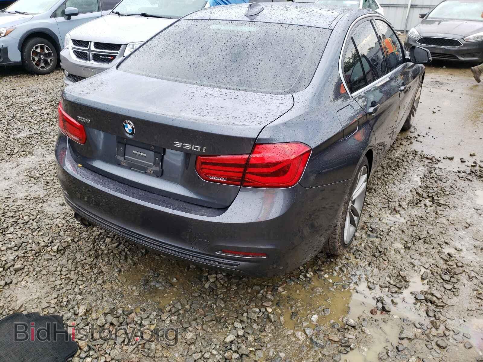 2018 BMW 3 SERIES - VIN: WBA8D9G5XJNU69854 - Фото 4