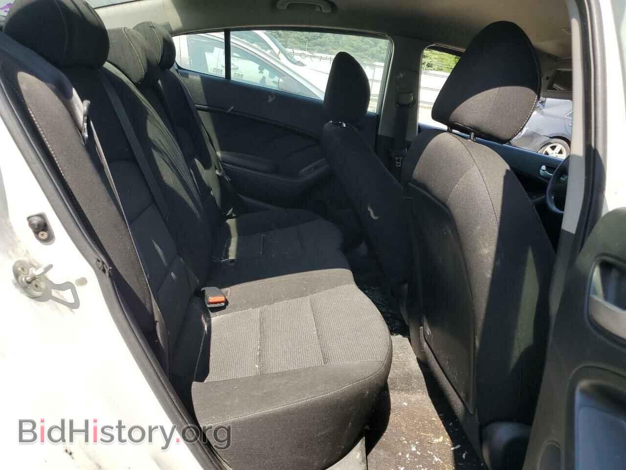 2017 KIA FORTE - VIN: 3KPFK4A79HE075970 - Фото 10