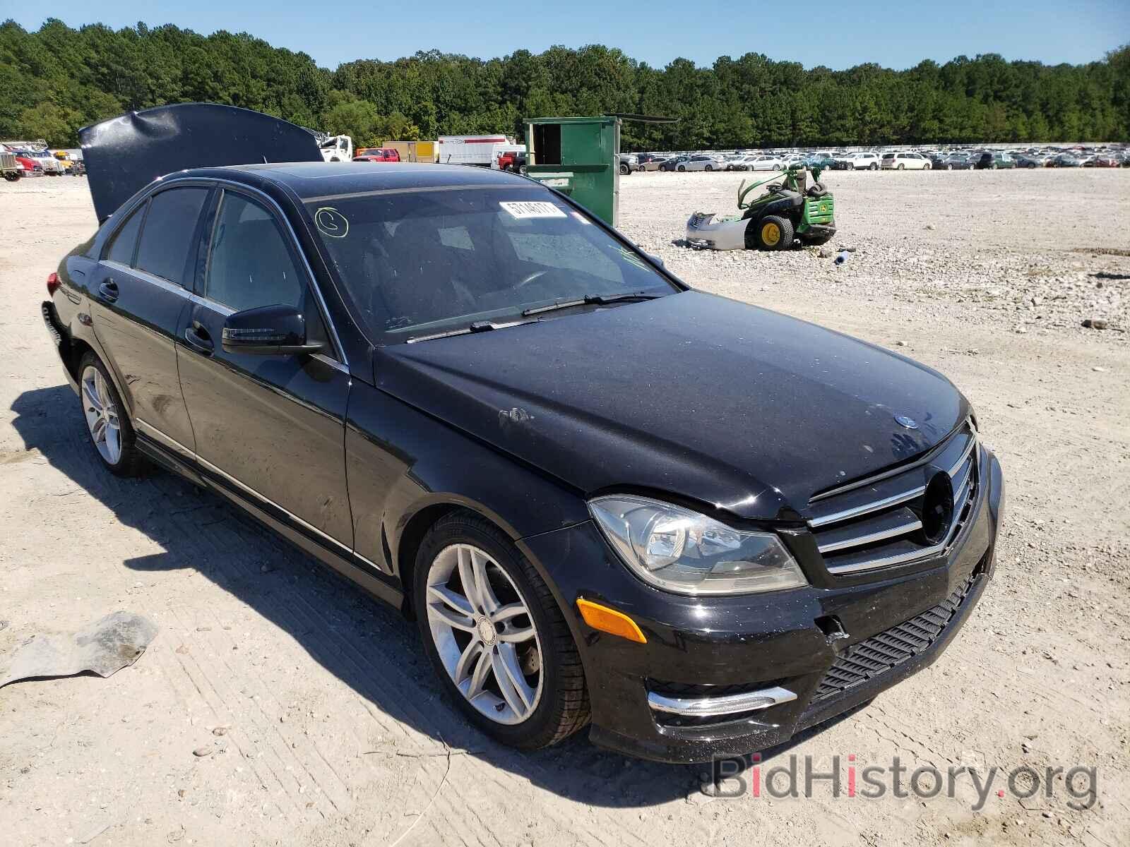 Photo WDDGF4HB8EG244350 - MERCEDES-BENZ C-CLASS 2014