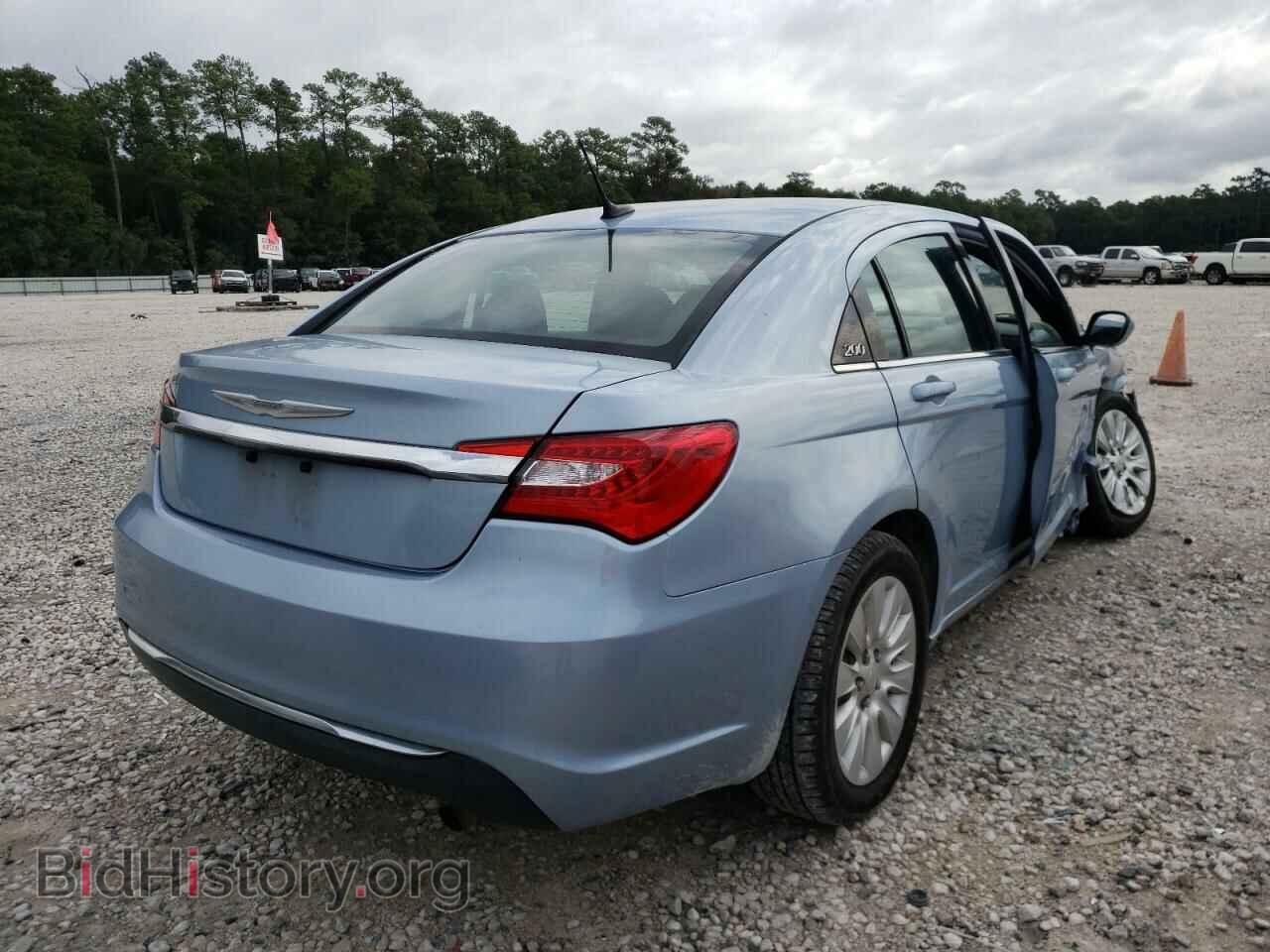 2013 CHRYSLER 200 - VIN: 1C3CCBAB1DN596989 - Фото 4