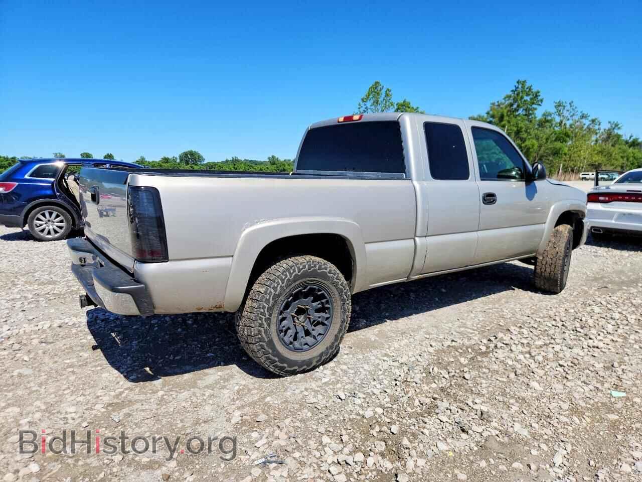 2005 GMC SIERRA - VIN: 2GTEK19B851293961 - Фото 3