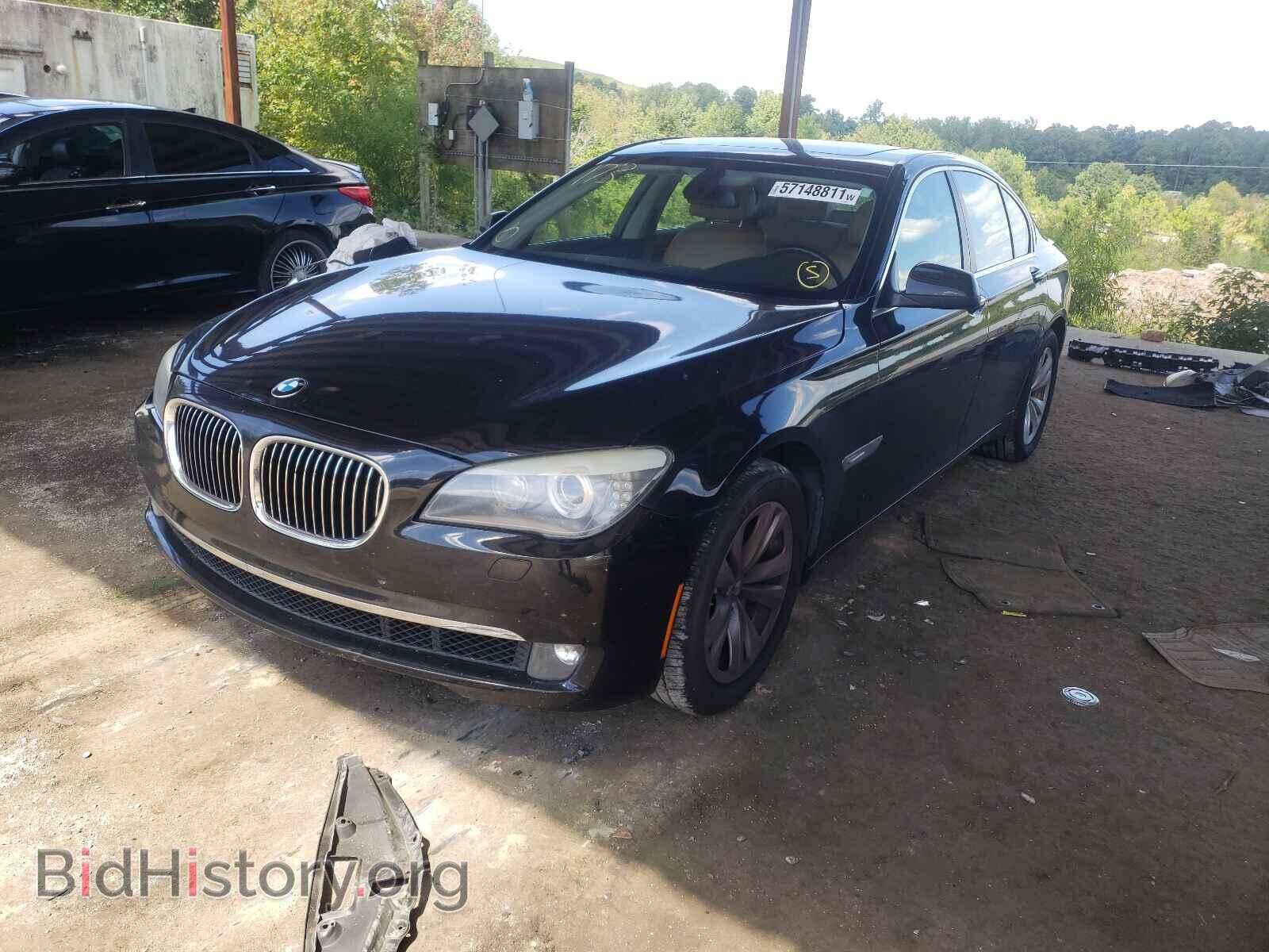 2011 BMW 7 SERIES - VIN: WBAKA4C58BC612885 - Фото 2