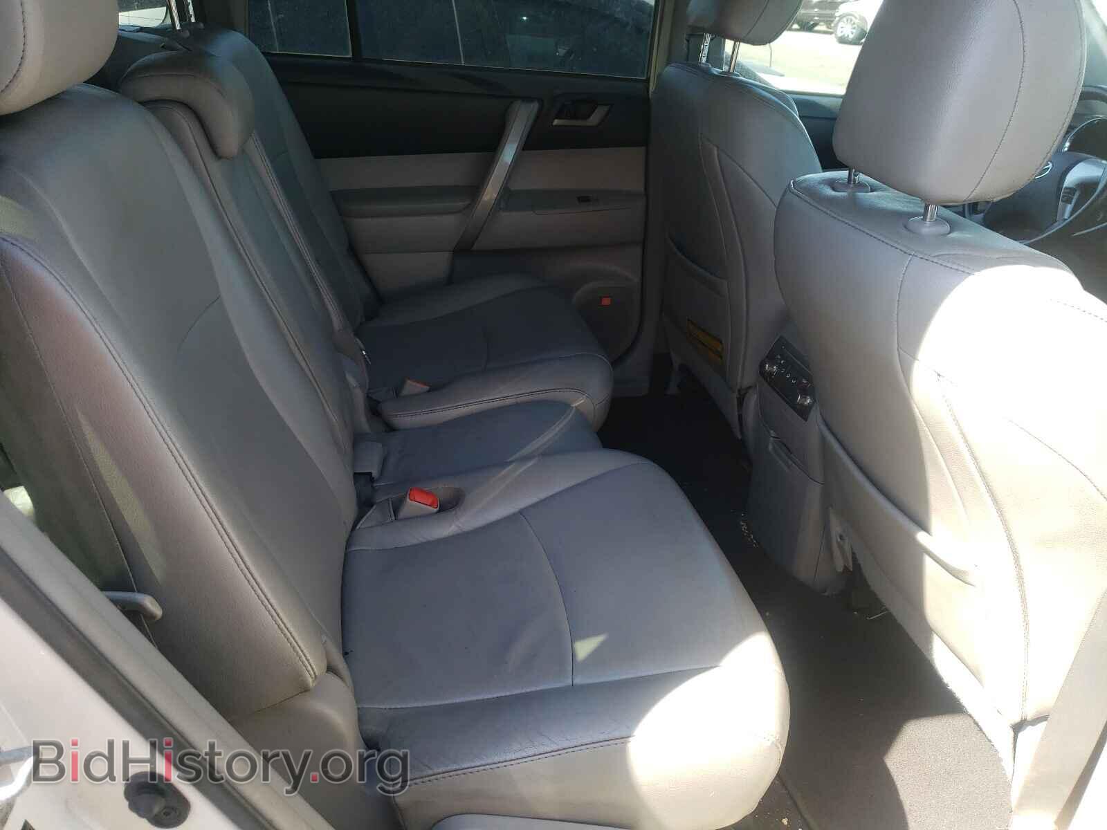 2011 TOYOTA HIGHLANDER - VIN: 5TDZK3EH8BS035919 - Фото 6