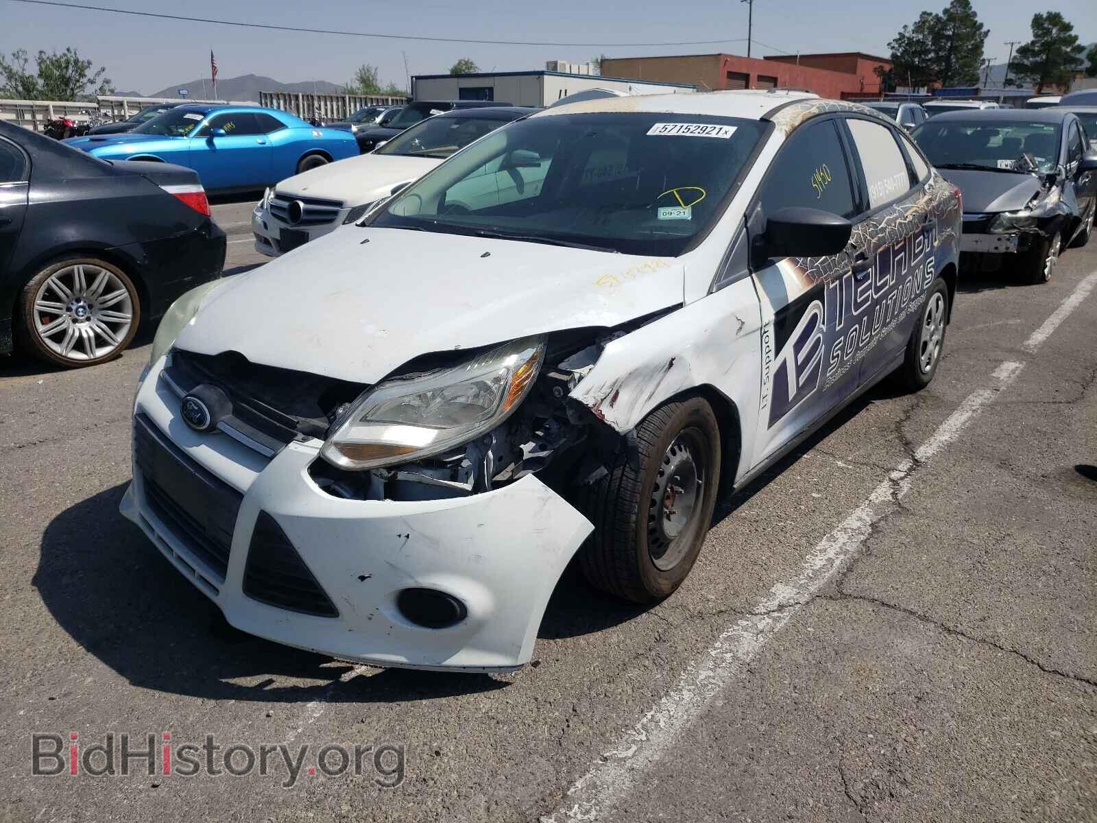 2014 FORD FOCUS - VIN: 1FADP3E27EL406068 - Photo 2