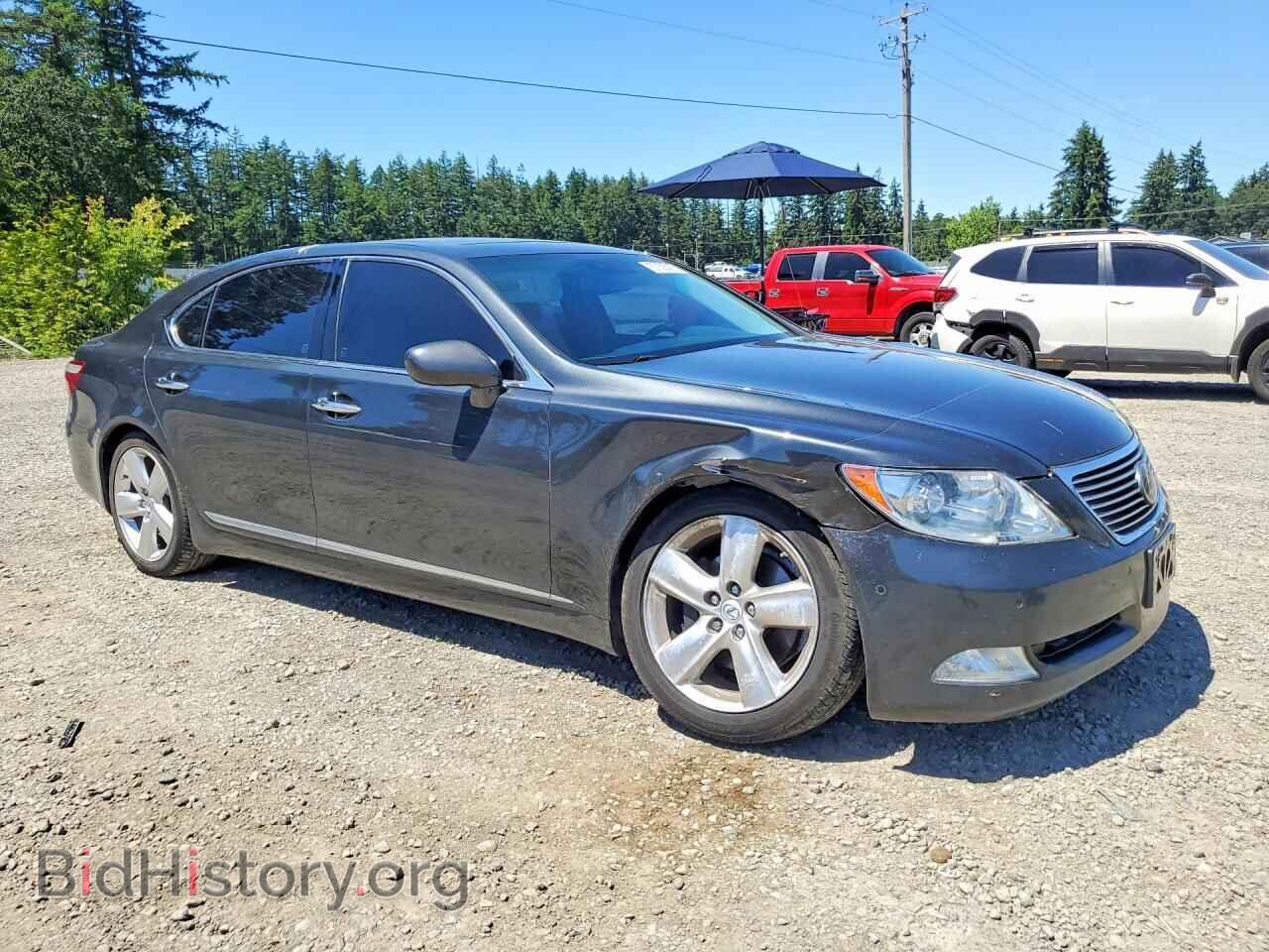 2007 LEXUS LS460 - VIN: JTHGL46F275017953 - Photo 4