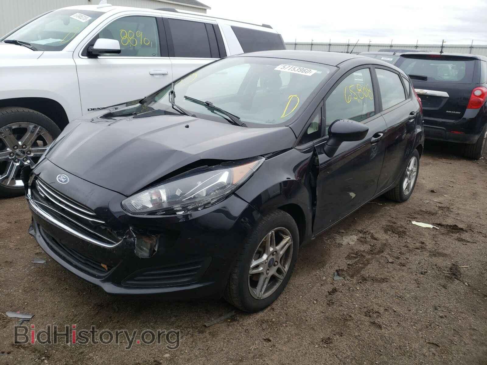 2017 FORD FIESTA - VIN: 3FADP4EJ8HM132055 - Фото 2