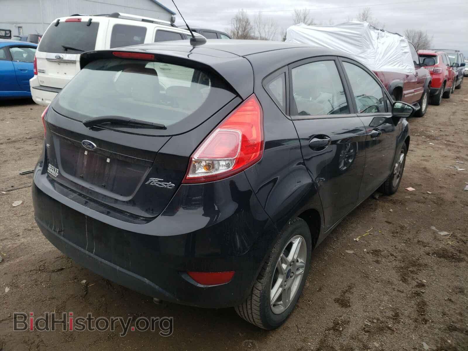 2017 FORD FIESTA - VIN: 3FADP4EJ8HM132055 - Фото 4
