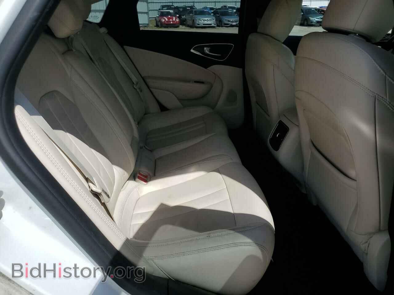 2015 CHRYSLER 200 - VIN: 1C3CCCCB7FN704702 - Photo 10