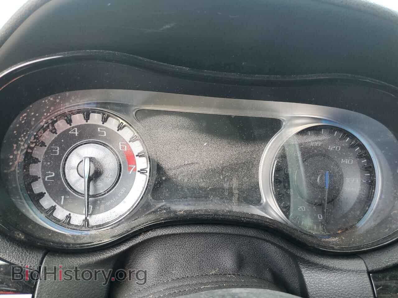 2019 CHRYSLER 300 - VIN: 2C3CCABT8KH580442 - Фото 9