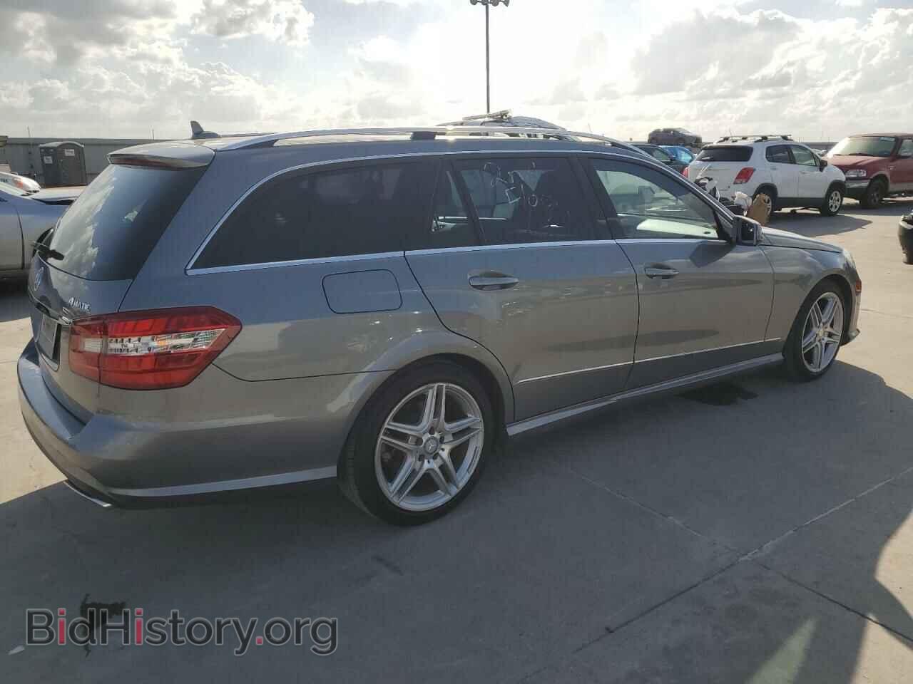 2011 MERCEDES-BENZ E-CLASS - VIN: WDDHH8HB4BA340187 - Фото 3