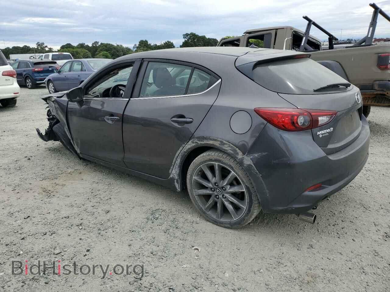 2018 MAZDA 3 - VIN: 3MZBN1L38JM261085 - Фото 2