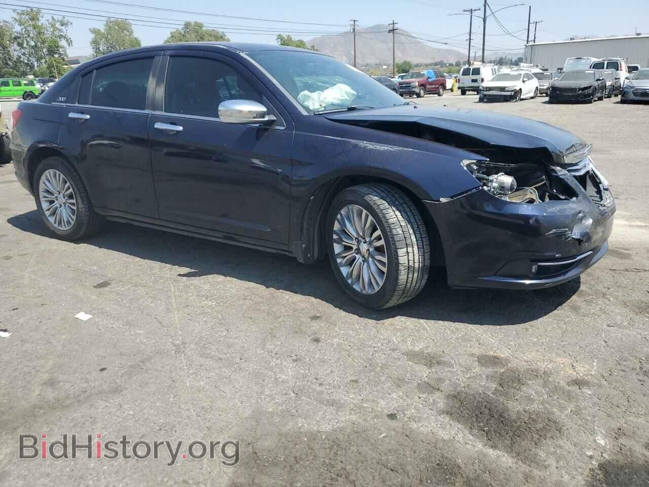2011 CHRYSLER 200 - VIN: 1C3BC2FG5BN556069 - Фото 4