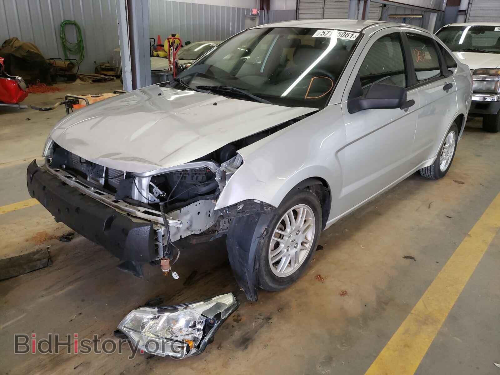 2011 FORD FOCUS - VIN: 1FAHP3FN8BW101599 - Photo 2
