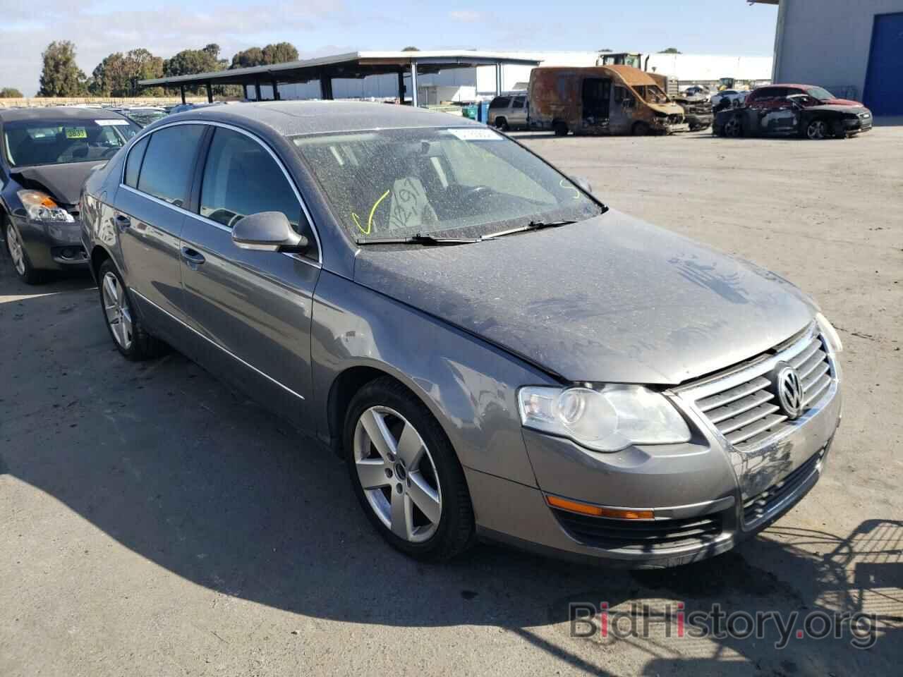 Photo WVWAK73C18E129604 - VOLKSWAGEN PASSAT 2008