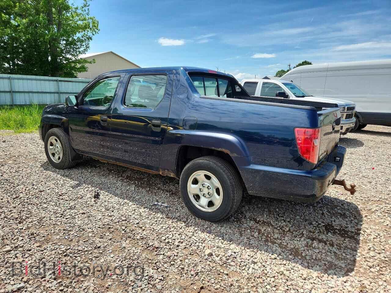 2011 HONDA RIDGELINE - VIN: 5FPYK1F21BB005036 - Photo 2