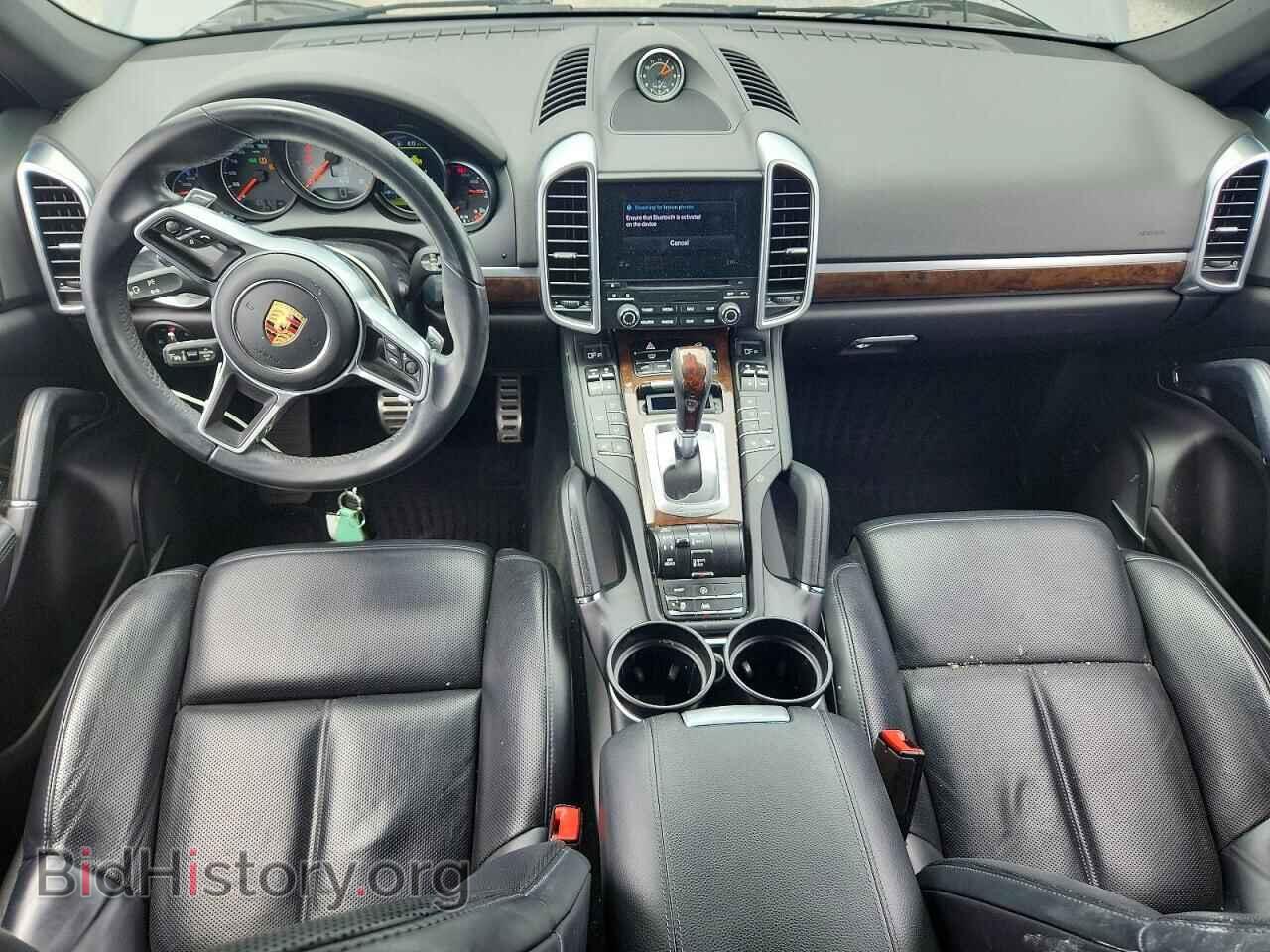 2017 PORSCHE CAYENNE - VIN: WP1AB2A24HLA53092 - Photo 8