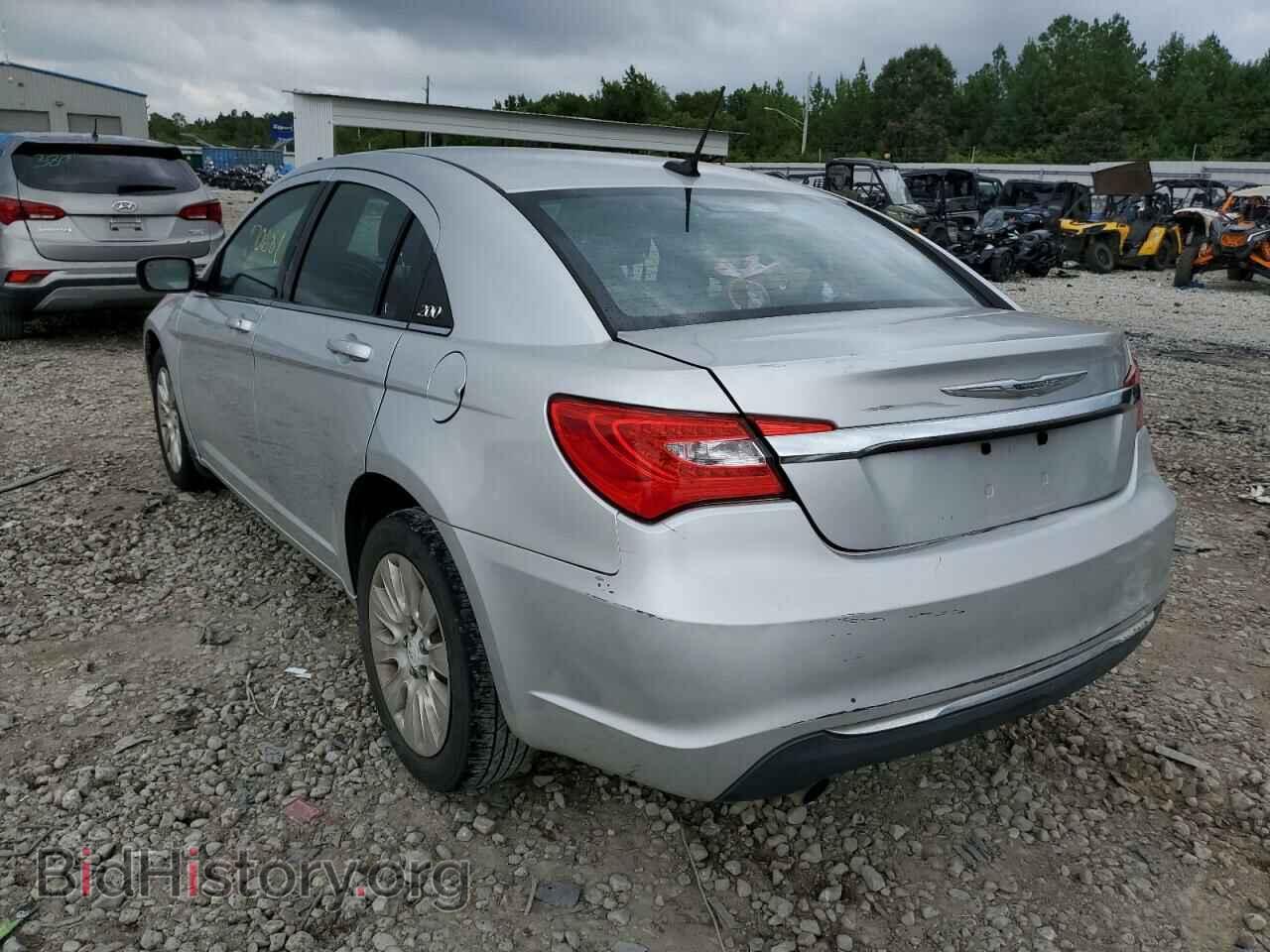 2011 CHRYSLER 200 - VIN: 1C3BC4FG8BN592401 - Фото 3