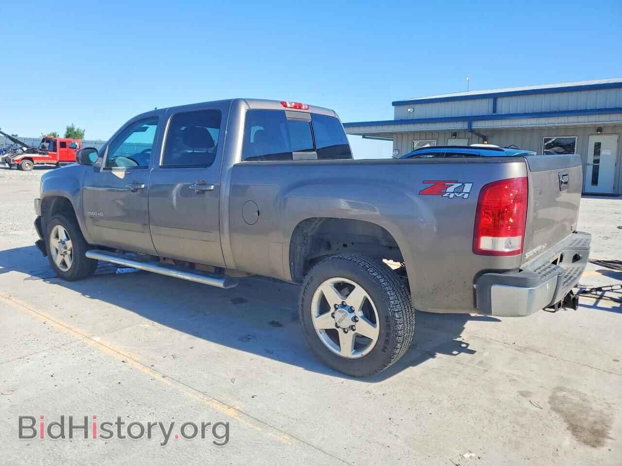 2014 GMC SIERRA - VIN: 1GT121E82EF115691 - Photo 2