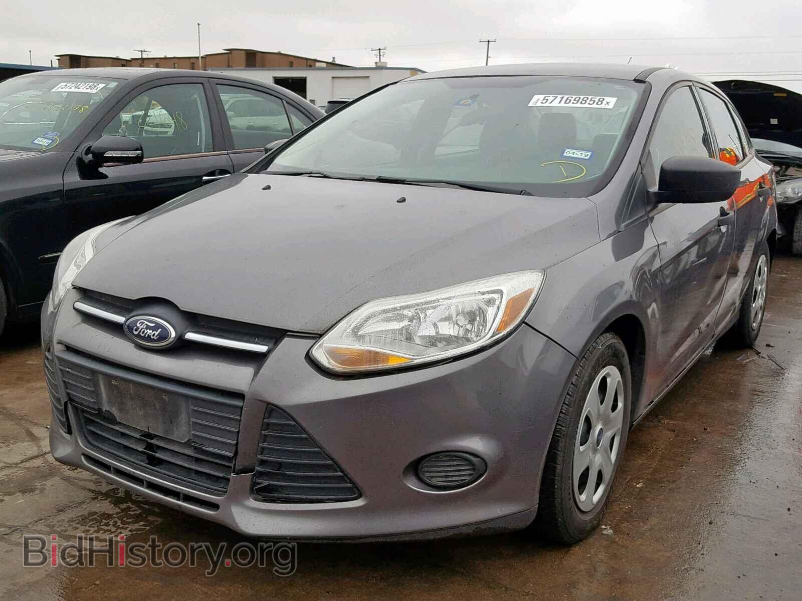 2013 FORD FOCUS - VIN: 1FADP3E25DL381458 - Фото 2