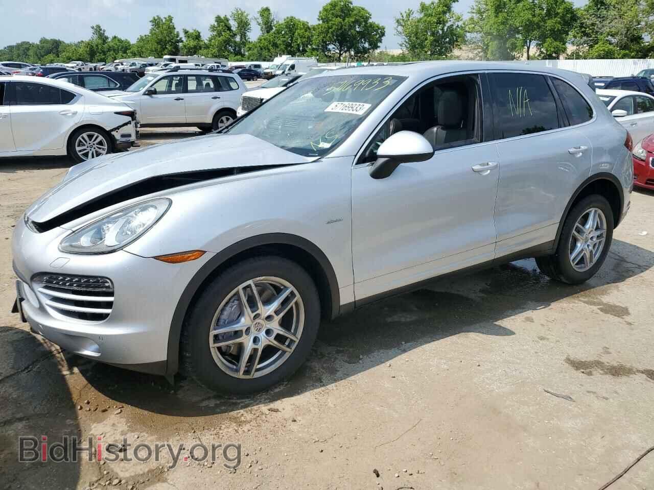 Photo WP1AF2A27DLA43252 - PORSCHE CAYENNE 2013