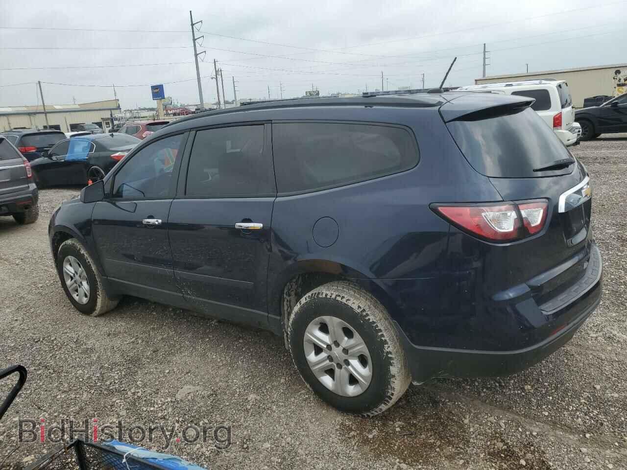 2015 CHEVROLET TRAVERSE - VIN: 1GNKRFKD1FJ219402 - Фото 2