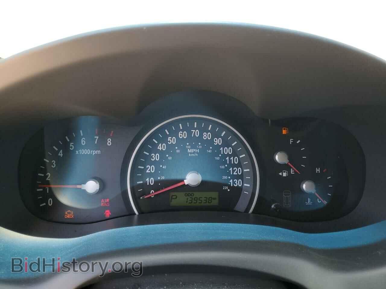 2007 KIA All Models - VIN: KNDMB233876112159 - Фото 9