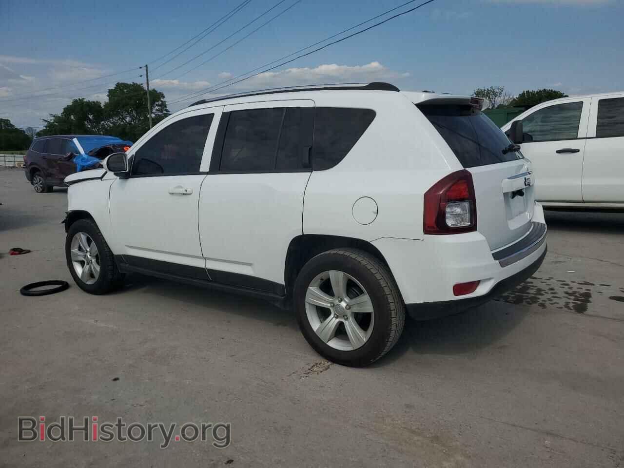 2015 JEEP COMPASS - VIN: 1C4NJCEA2FD335428 - Photo 2