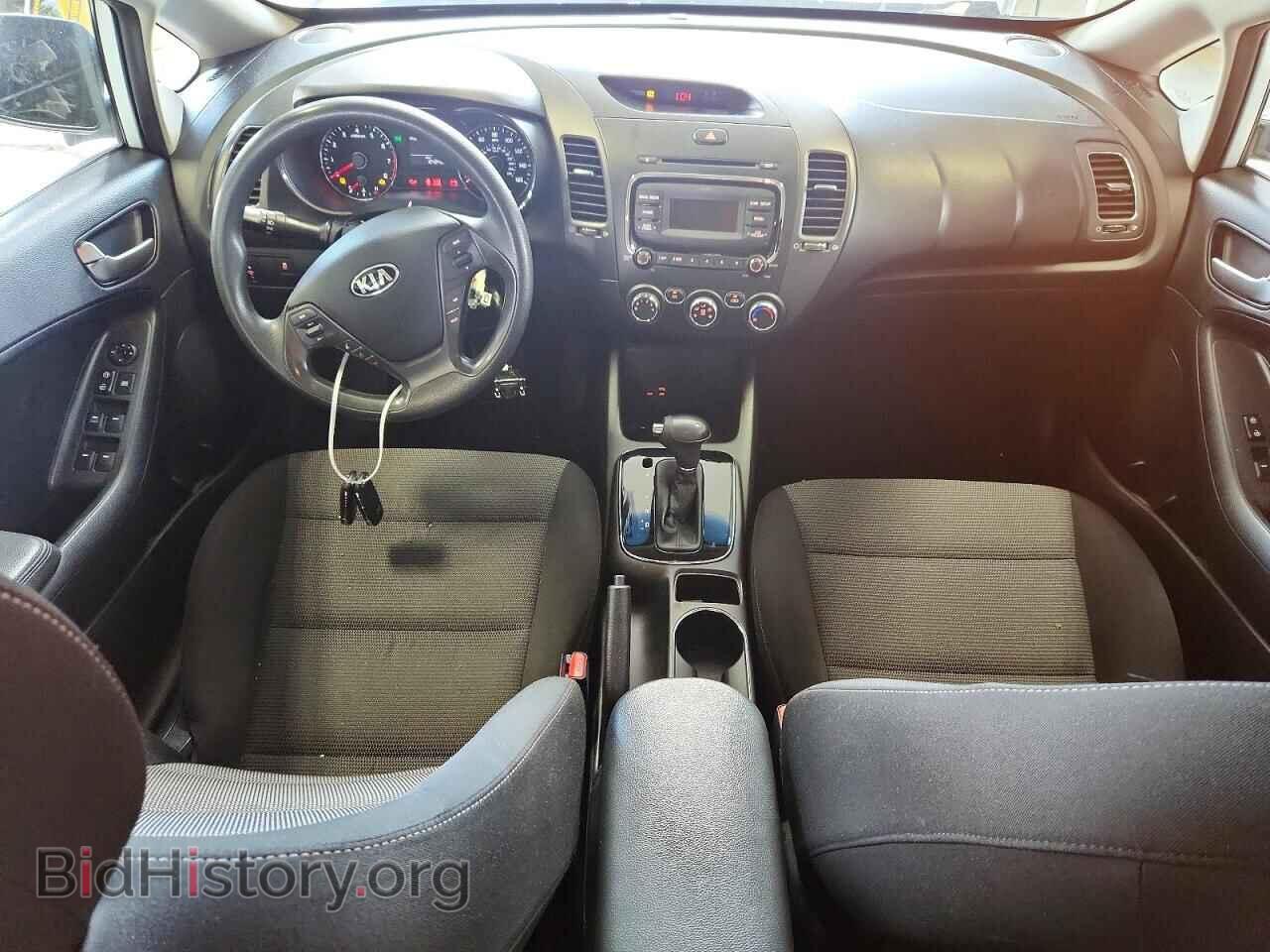 2017 KIA FORTE - VIN: 3KPFK4A78HE158659 - Фото 8