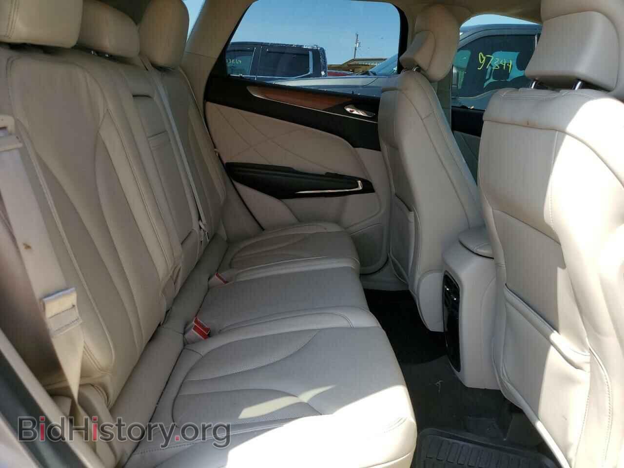 2017 LINCOLN MKC - VIN: 5LMCJ2C97HUL51372 - Photo 10