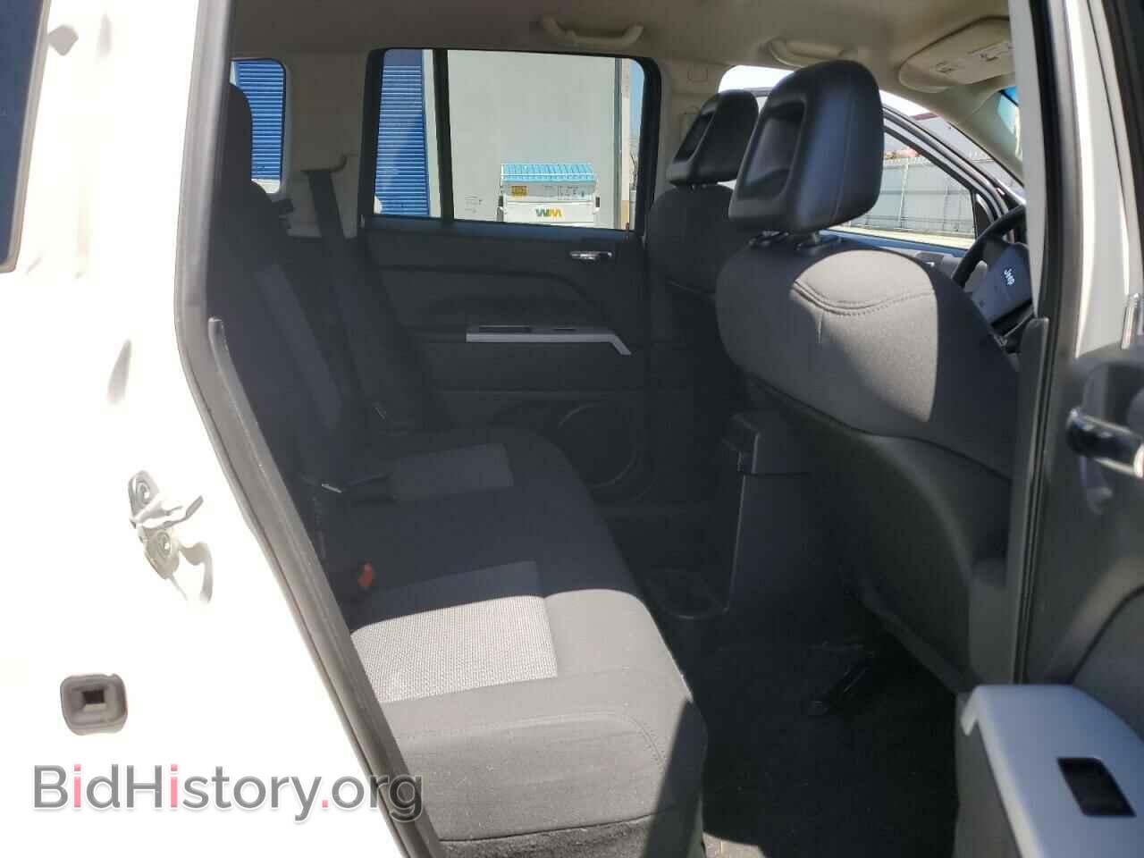2008 JEEP COMPASS - VIN: 1J8FF47WX8D584320 - Фото 10