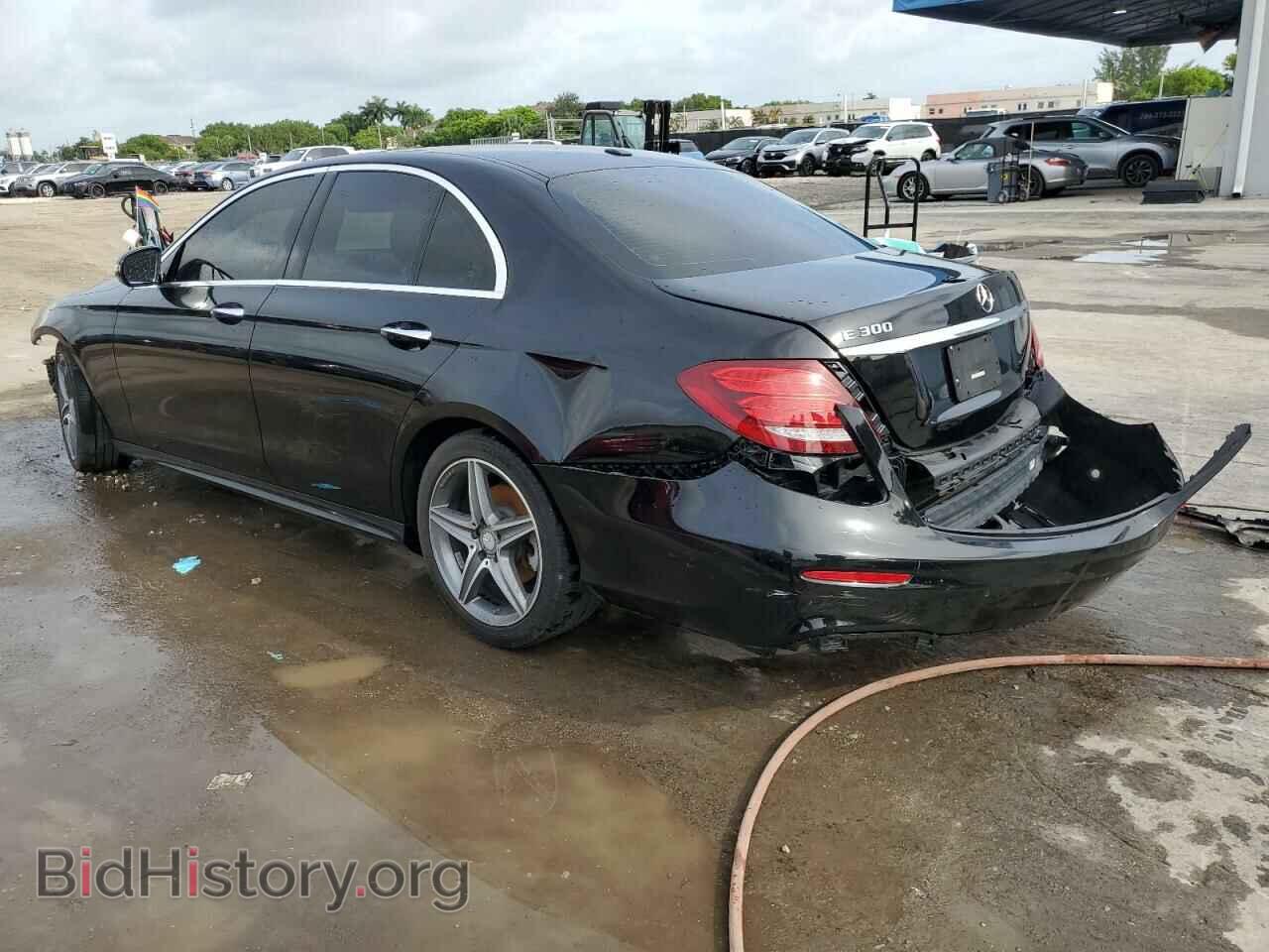 2017 MERCEDES-BENZ E-CLASS - VIN: WDDZF4JB9HA019381 - Фото 2