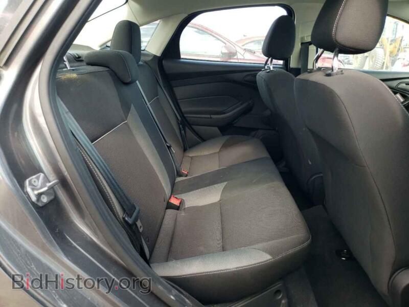 2012 Ford FOCUS (VIN 1FAHP3E26CL128200) — photo 10 of 12