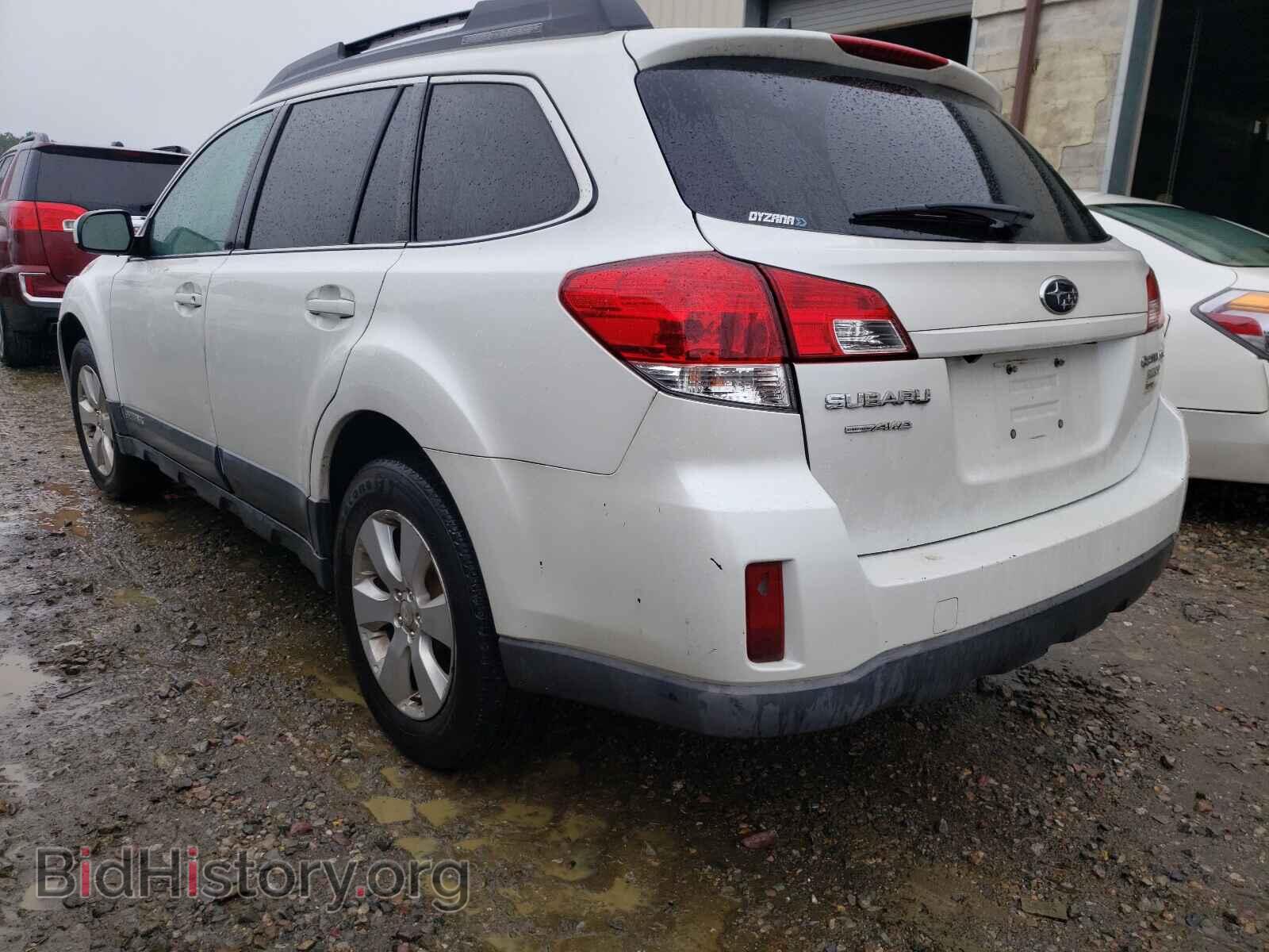 2011 SUBARU OUTBACK - VIN: 4S4BRBKC2B3310360 - Photo 3