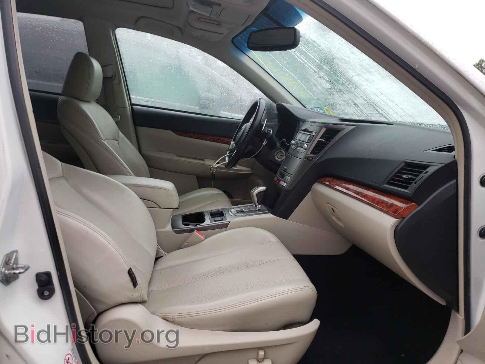 2011 SUBARU OUTBACK - VIN: 4S4BRBKC2B3310360 - Photo 5