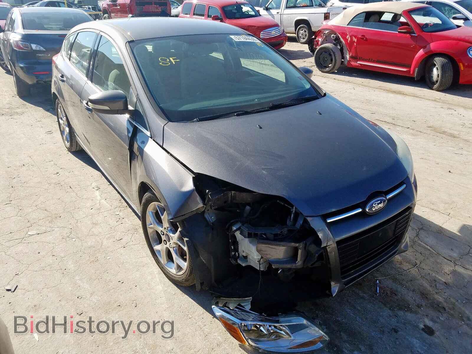 Photo 1FAHP3M22CL209745 - FORD FOCUS 2012