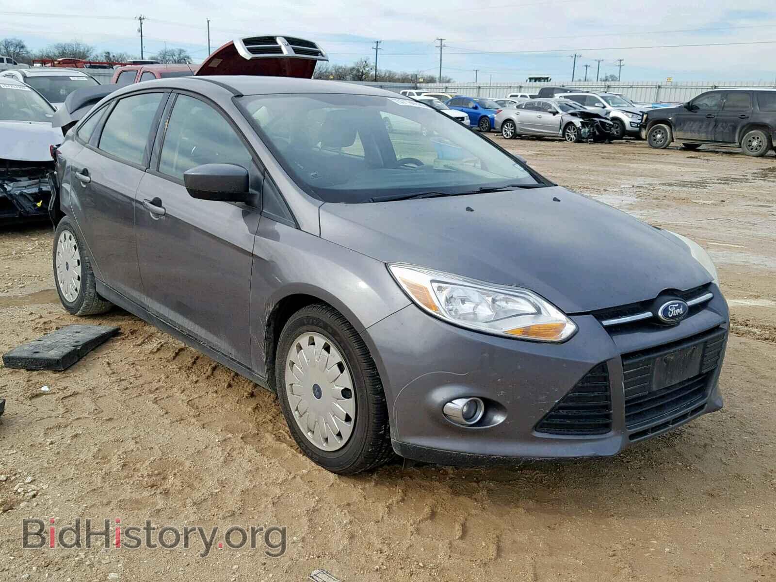 Photo 1FAHP3F21CL289780 - FORD FOCUS 2012