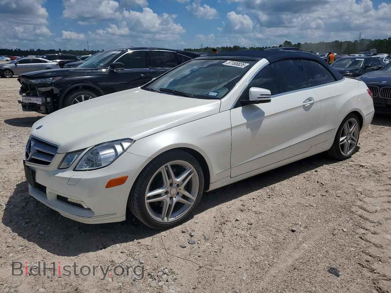Photo WDDKK5GF3BF098330 - MERCEDES-BENZ E-CLASS 2011