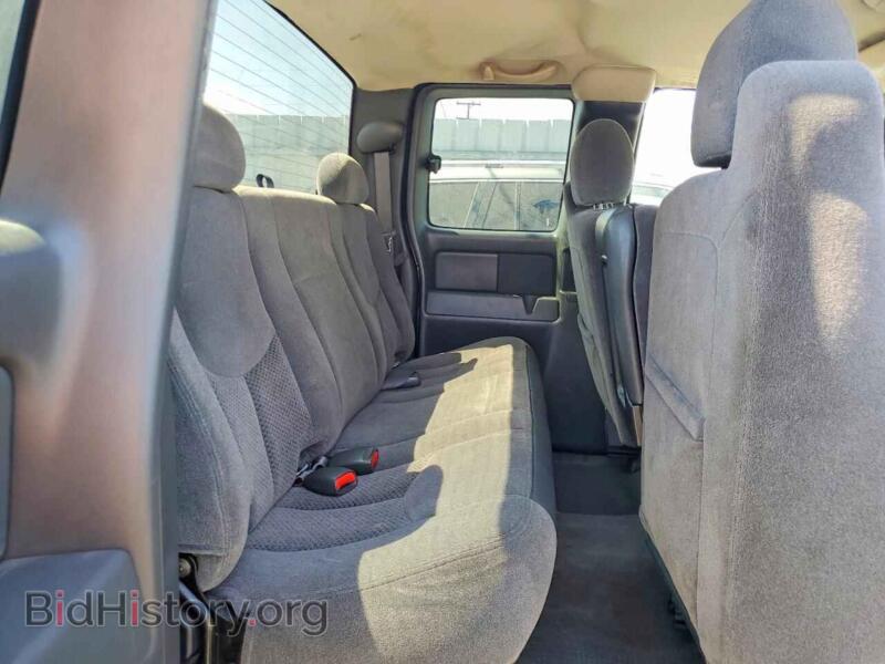 2005 Chevrolet SILVERADO (VIN 2GCEC19V851205773) — photo 10 of 12