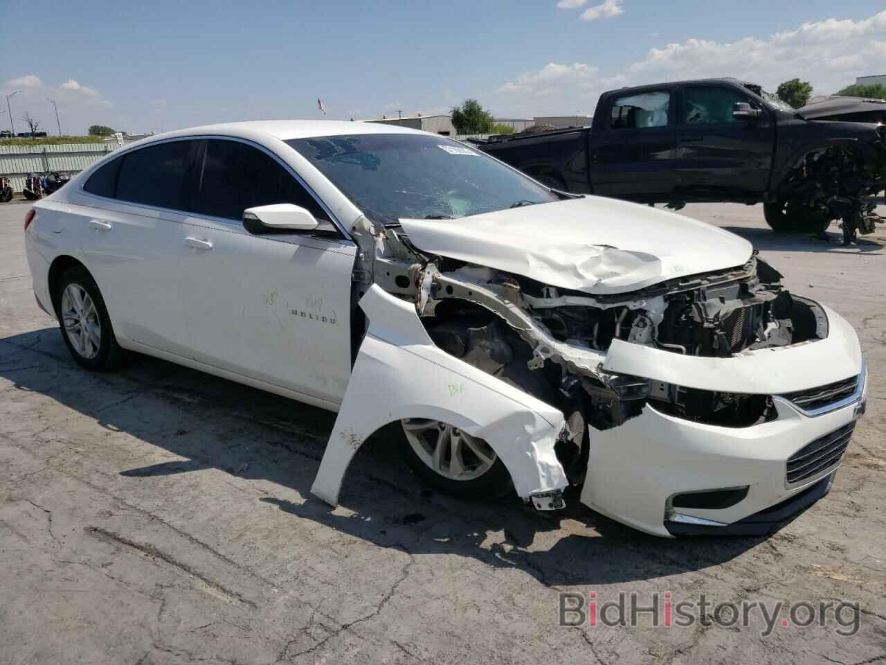 Photo 1G1ZD5ST3JF213077 - CHEVROLET MALIBU 2018