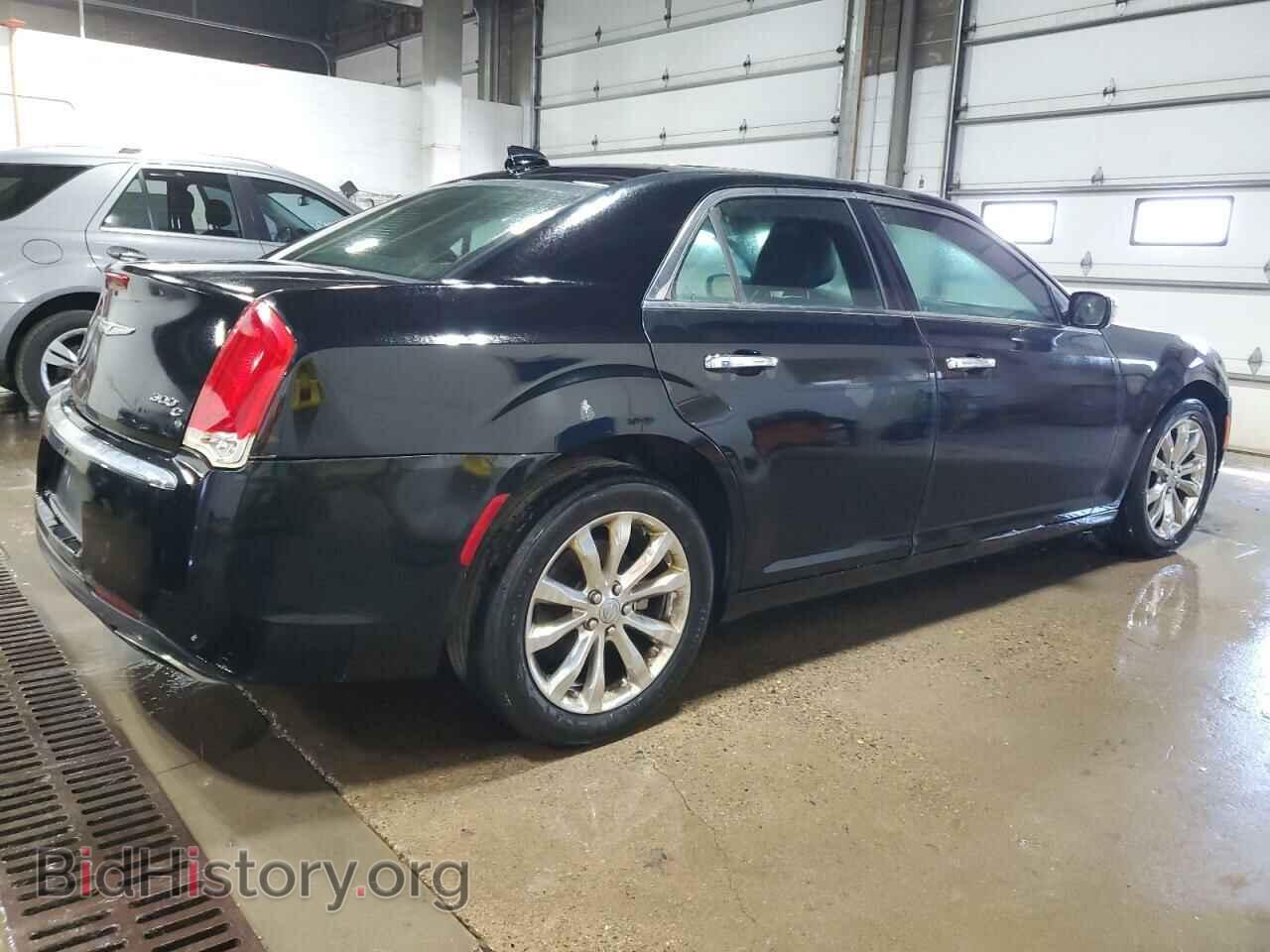 2017 CHRYSLER 300 - VIN: 2C3CCAKG8HH566634 - Фото 3