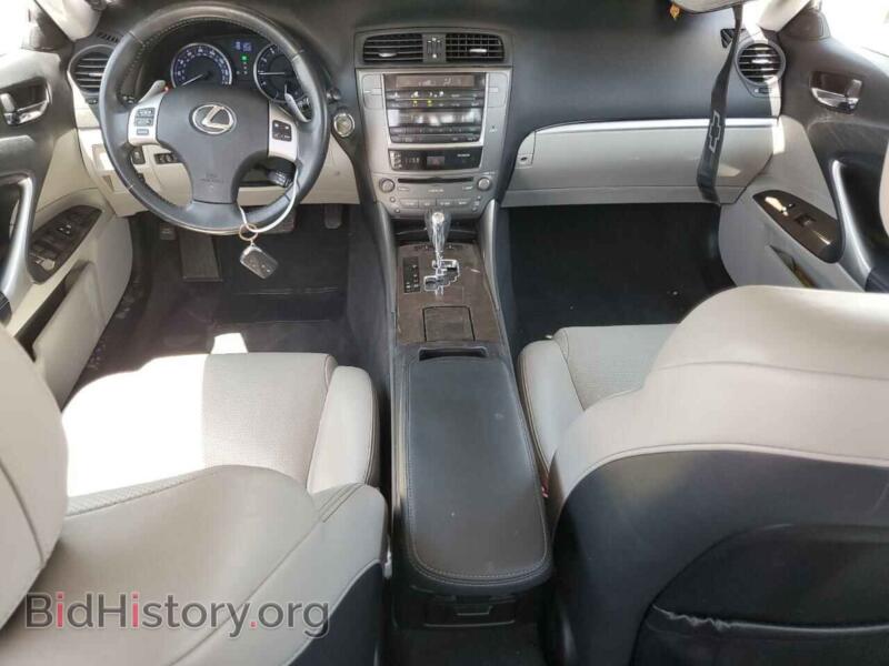 2012 Lexus IS (VIN JTHBF5C24C5169154) — фото 8 из 12