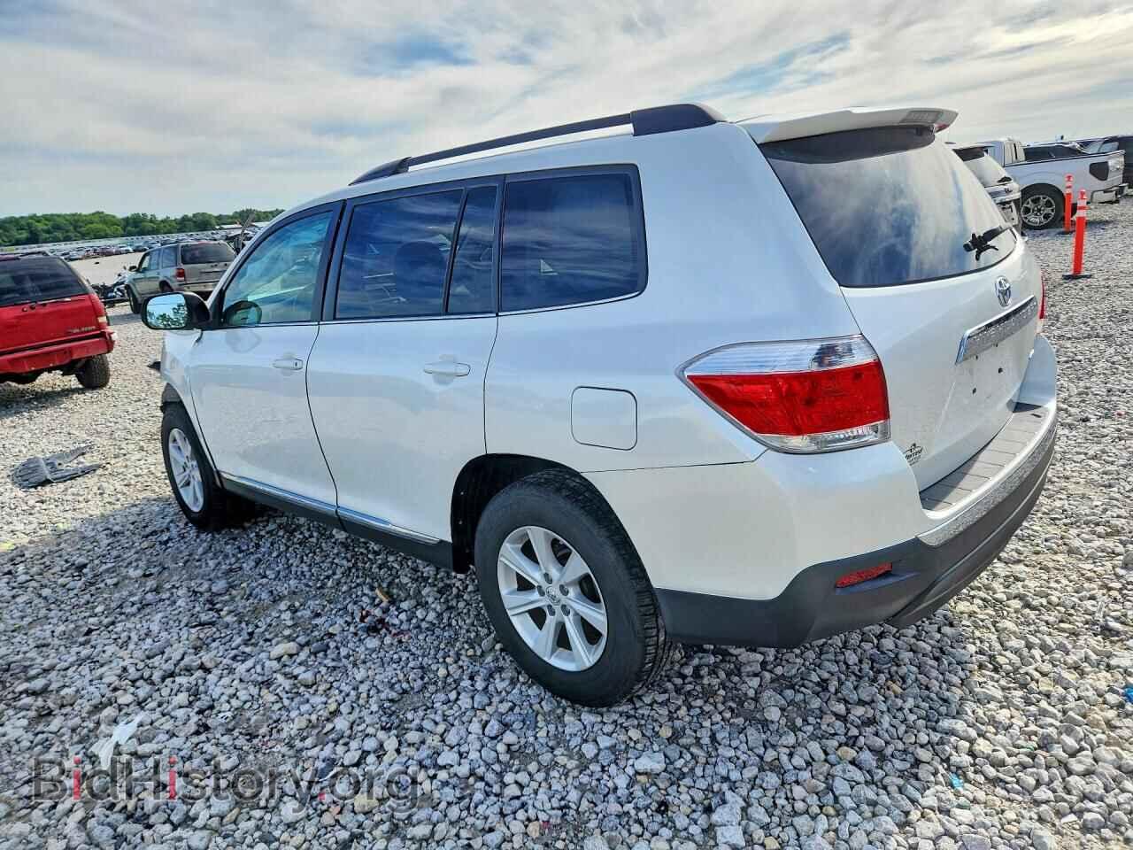 2013 TOYOTA HIGHLANDER - VIN: 5TDBK3EH8DS189695 - Фото 2