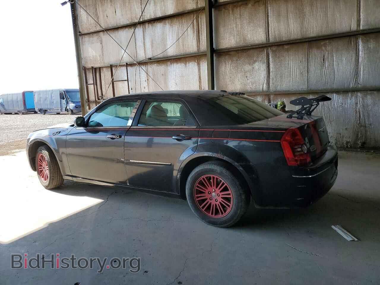 2010 CHRYSLER 300 - VIN: 2C3CA5CV3AH195740 - Фото 2